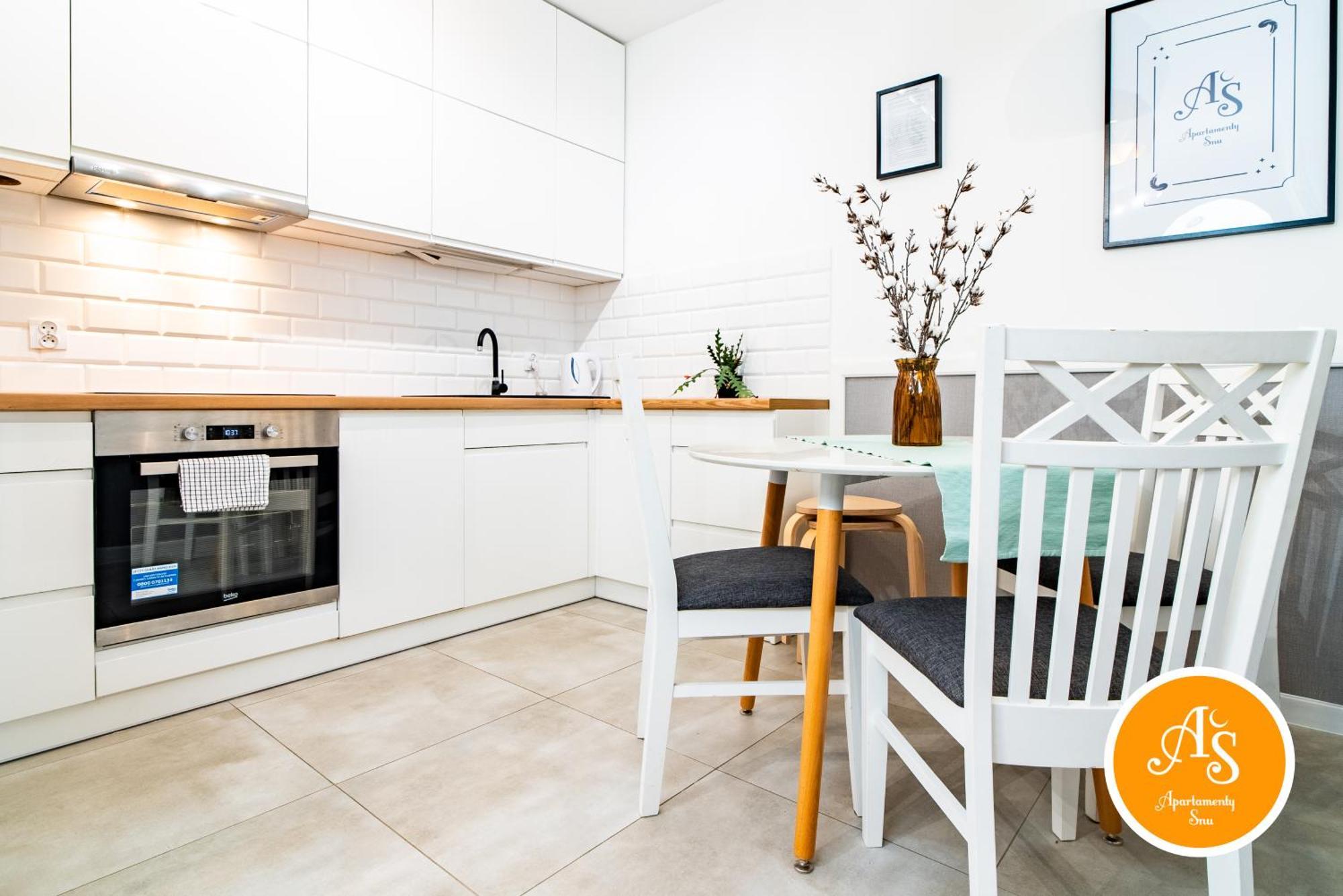 Apartamentysnu, Wola Komfort Iv Z Parkingiem Апартаменти Варшава